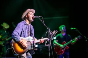 Jon Christopher Davis, A master of building relationships to get good gigs | Unstarving Musician's Guide to Getting Paid Gigs, chapters 3-4, read by Robonzo