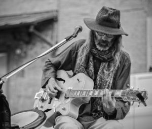 Markus K, Street Performer