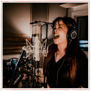 Blues singer Lara Price, Networking, jams, I Mean Business, getting gigs, acoustic performances, music education, working with record labels