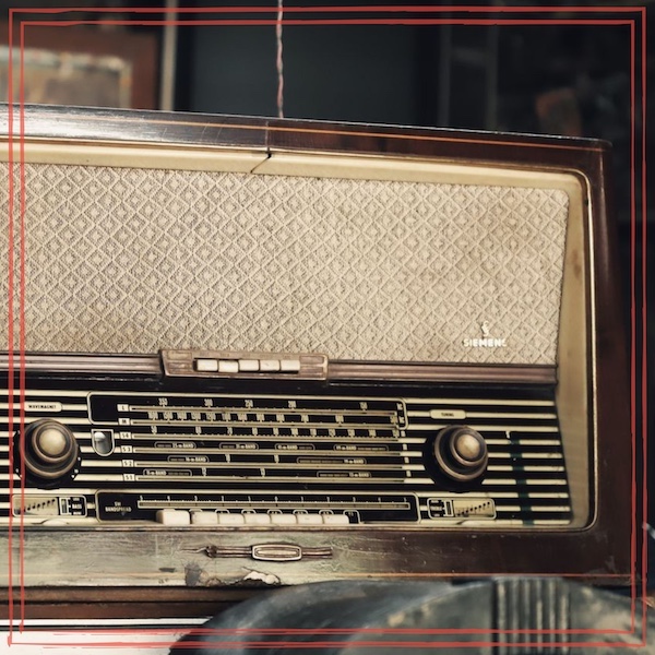 Vintage Siemens radio with classic design